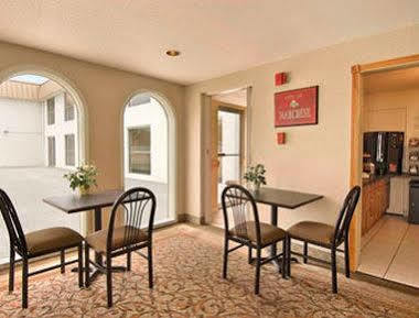 Super 8 By Wyndham Morton Grove/Chicago Otel Dış mekan fotoğraf