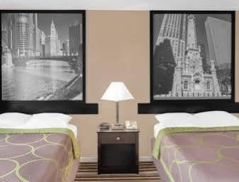 Super 8 By Wyndham Morton Grove/Chicago Otel Dış mekan fotoğraf
